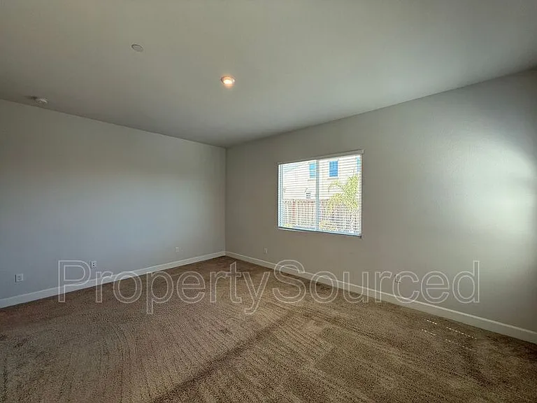 614 Madrone St — Photo 28