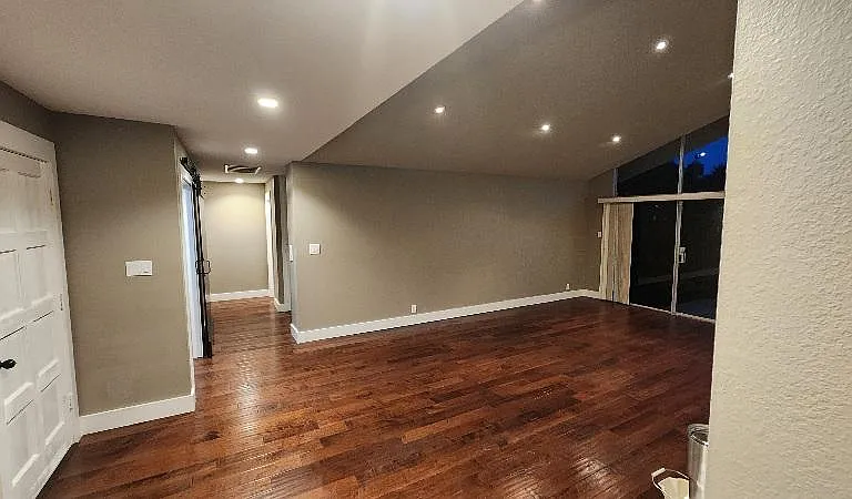 2057 Touraine Ln — Photo 5