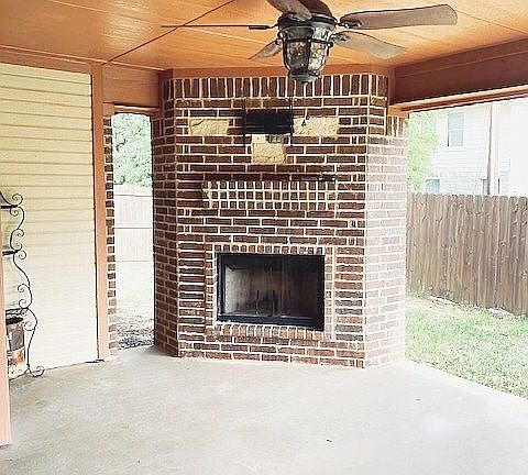 4th image of 1200 Eagle Lake Dr
