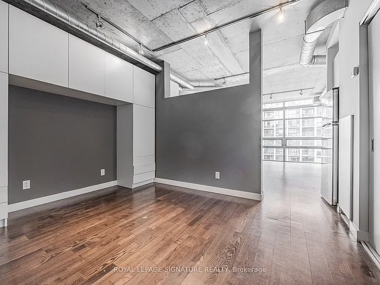42 Camden St #605 — Photo 10