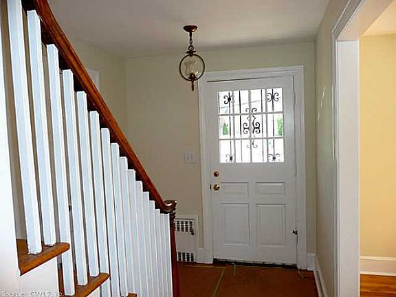 4th image of 25 West St