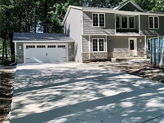 3rd image of 7625 Brainard Ct