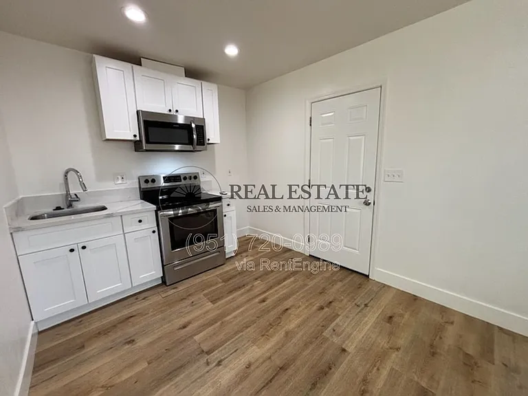 5704 Wisteria Dr #3 — Photo 5