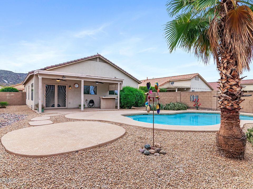 1st image of 930 E PEDRO Road