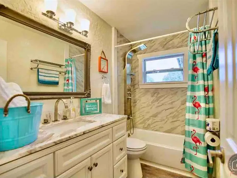 4929 Brookmeade Dr — Photo 10