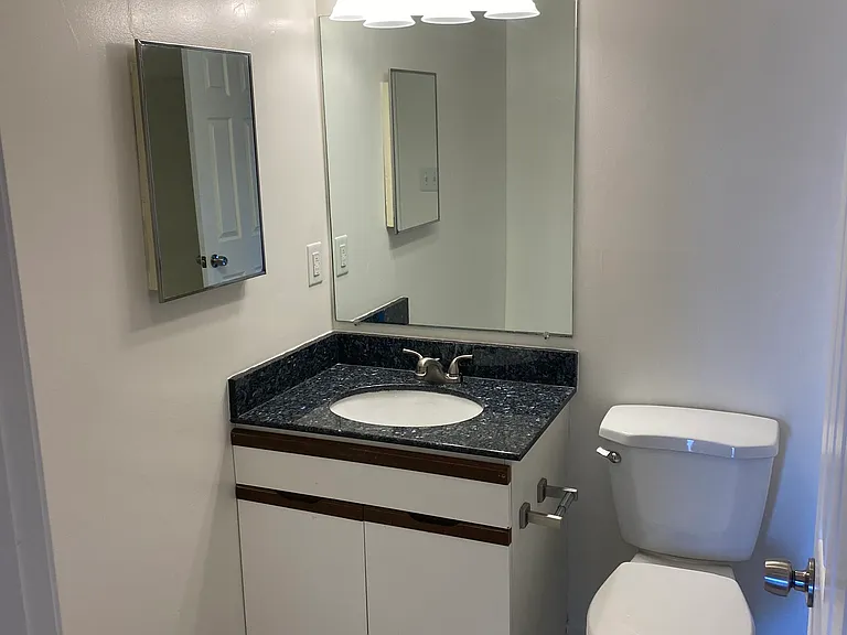 1201 Laurel Ave #305 — Photo 18