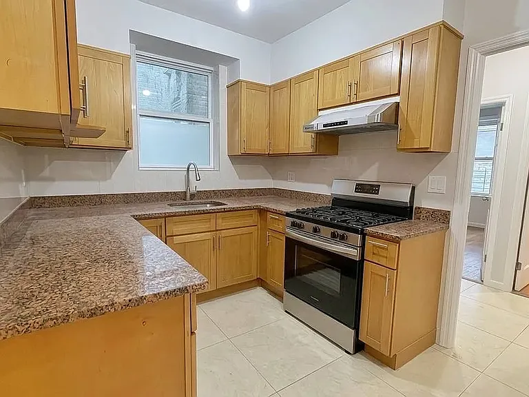 6735 Colonial Rd #2 — Photo 2