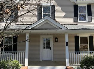 145 E Vermont Ave #B, Southern Pines, NC 28387