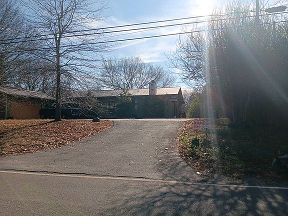 2nd image of 5517 Jacksonville Conway Rd