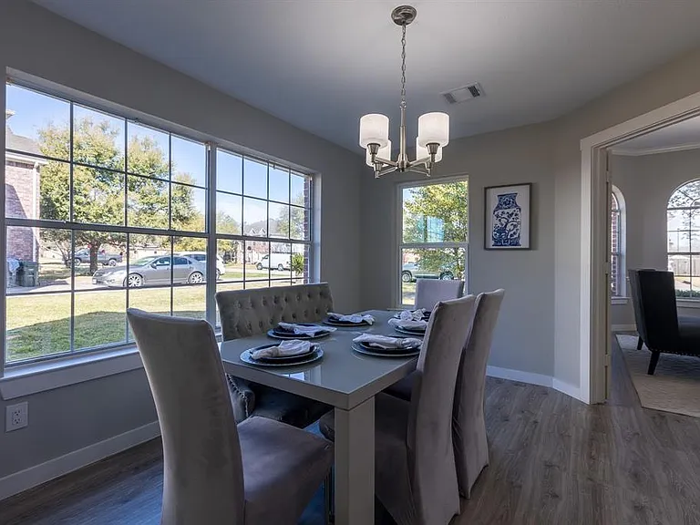 522 Jeremy Ct — Photo 13