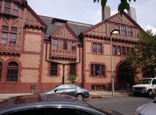 52 Hemenway St, Boston, MA 02115