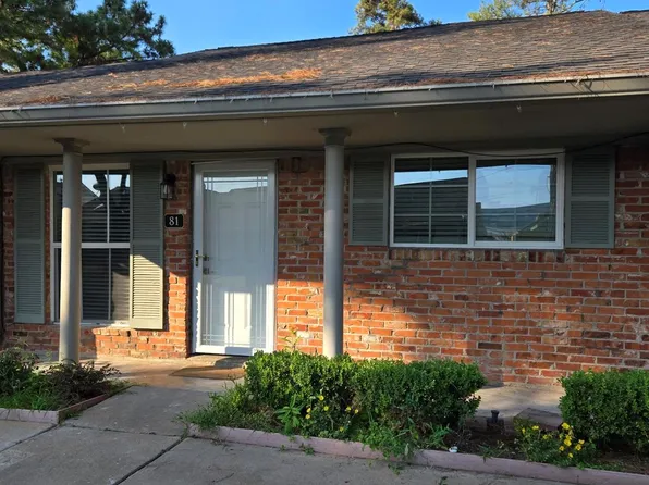 81 Tri Oaks Ln #81, Houston, TX 77043