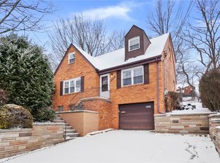 2324 Wells Dr, Bethel Park, PA 15102