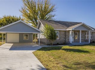 6921 SW Regional Airport Blvd, Bentonville, AR 72712