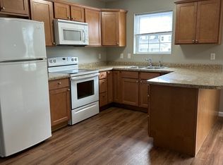 206 S Springfield St #A, Virden, IL 62690