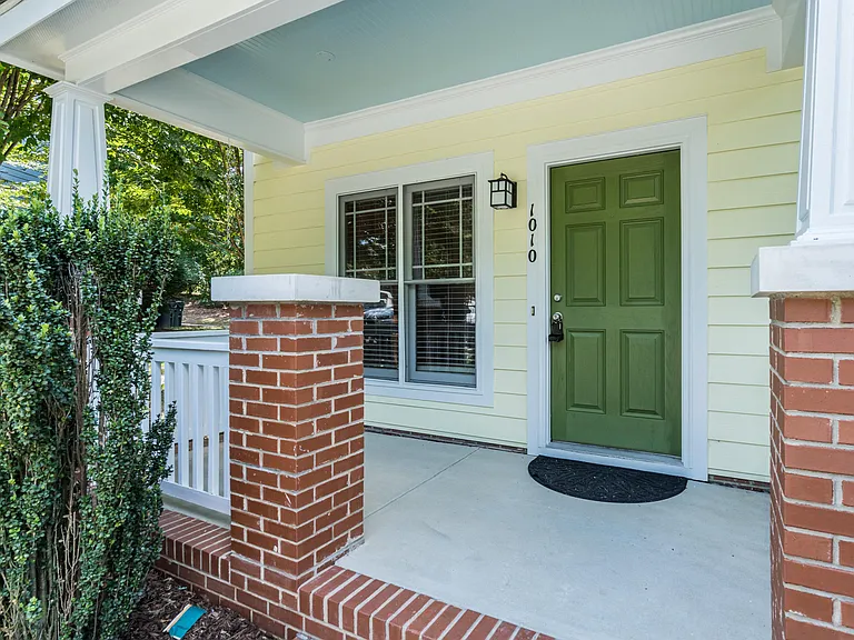 1010 Mica Lamp Ct — Photo 2