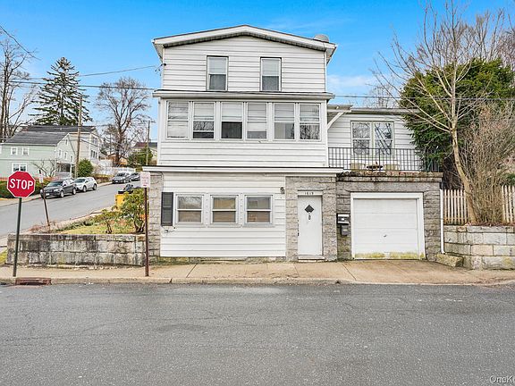 2nd image of 1619 Lincoln Terrace