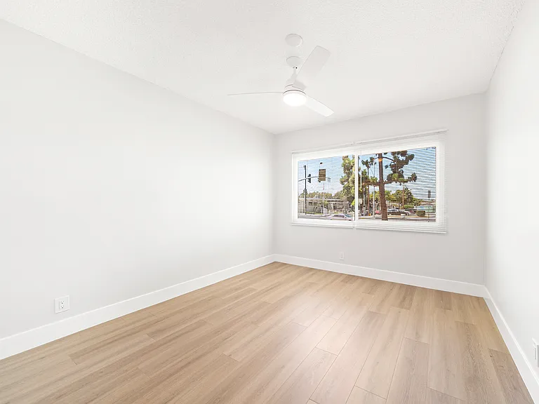 11126 Crenshaw Blvd #1 — Photo 9