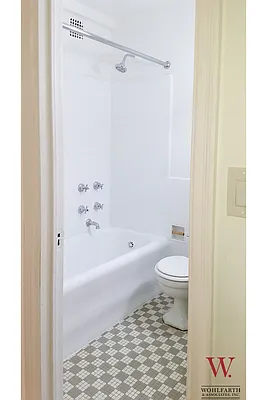 Rented by Wohlfarth & Associates Inc | media 24