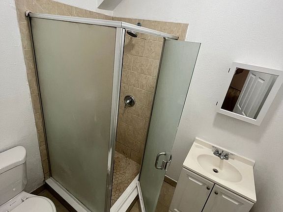 3rd image of 716 S Bonnie Brae St #3