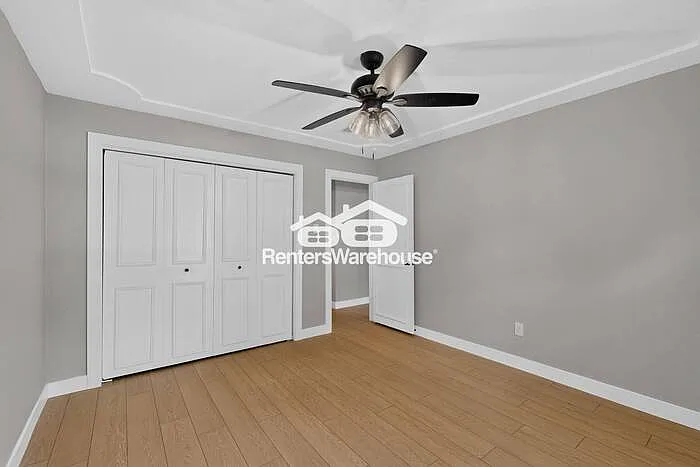 5306 Vincennes Ct — Photo 29
