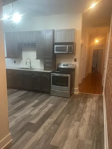 1606 Genesee St Photo 1