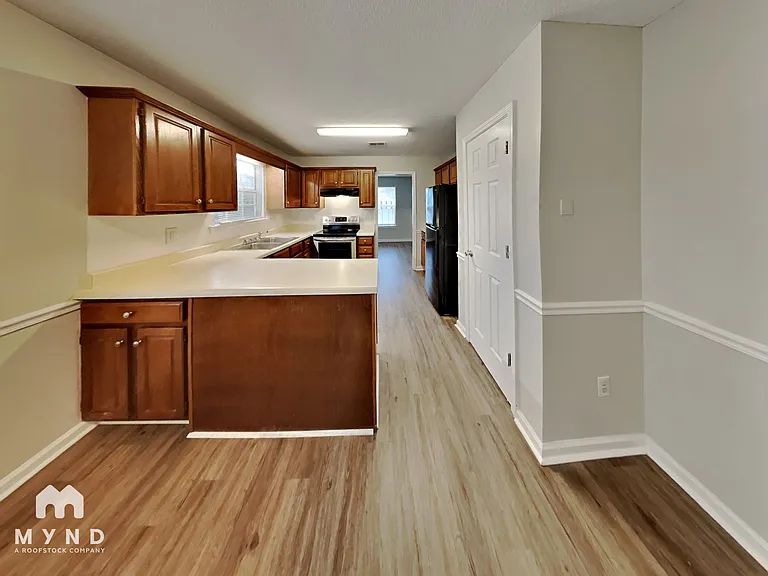169 Park Place Ln — Photo 5