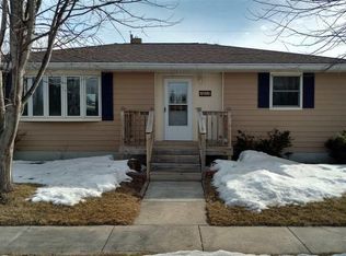 1011 8th Ave SW, Pipestone, MN 56164