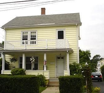 1st image of 31 Phillips Ave