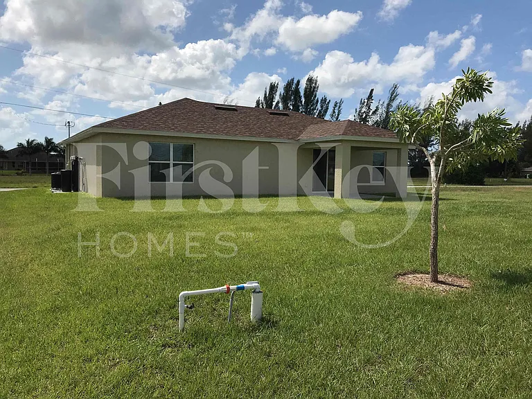 1731 NW 14th St — Photo 21