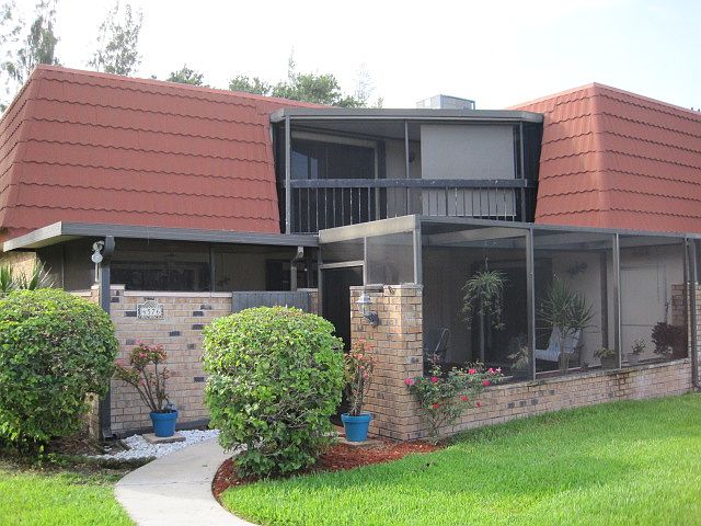 1st image of 4576 Suburban Pines Dr