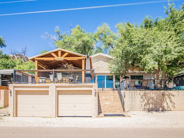 22 Comanche Dr, Lubbock, TX 79404