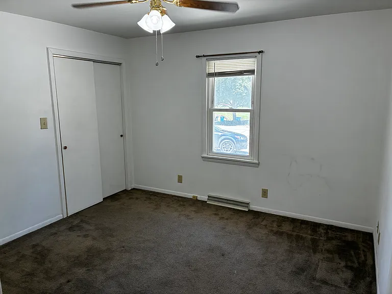517 Marsh Ave — Photo 12