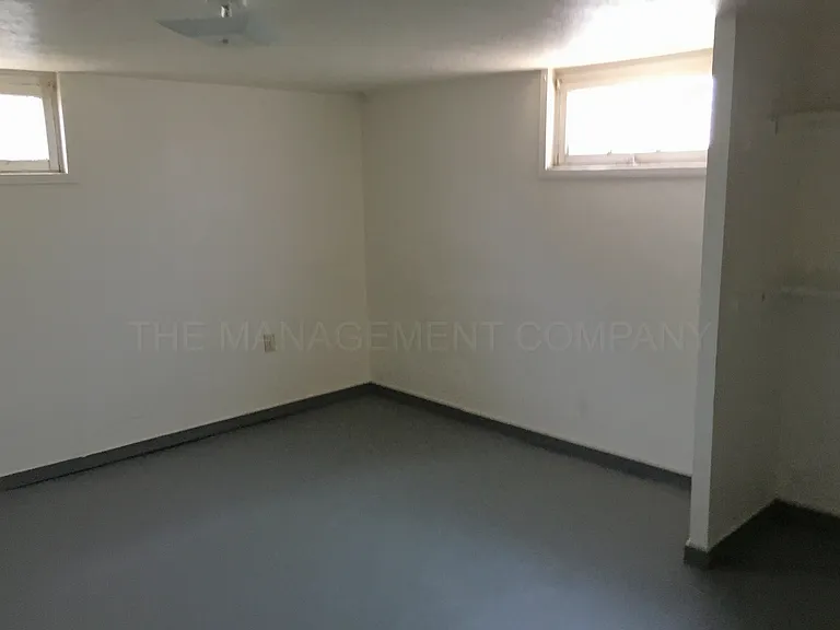 2395 E 3000 N — Photo 15