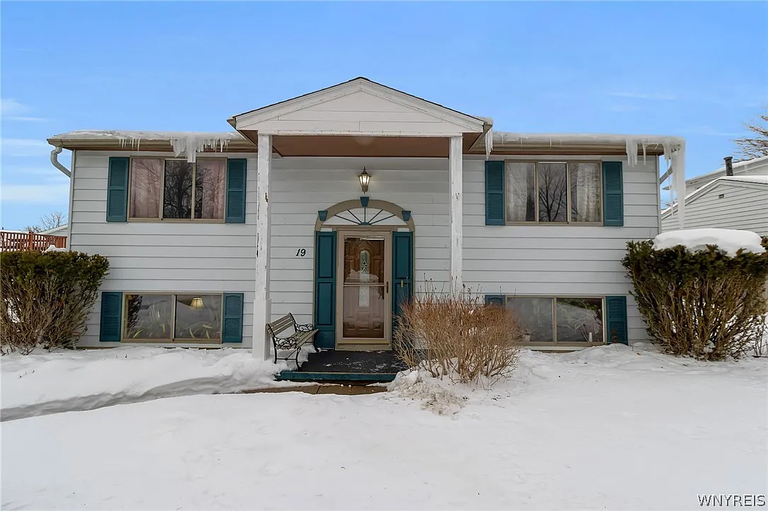 19 Sunset Ct photo 1