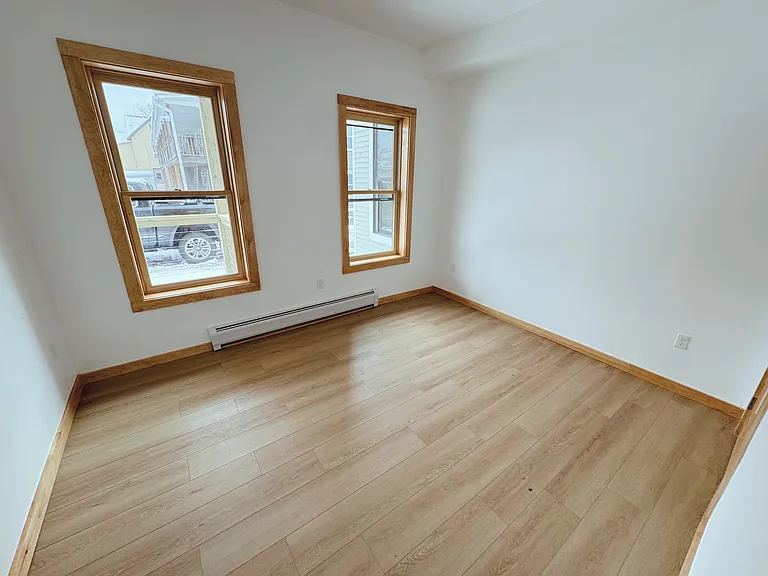 24 Grant St #2 — Photo 9