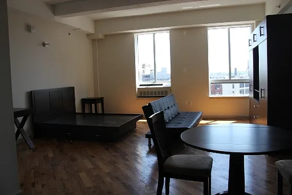 Rented by 5 Boro Realty Corp | media 24