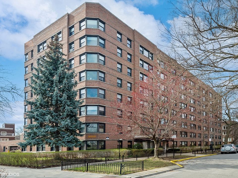 1st image of 4880 N Marine Dr APT 401