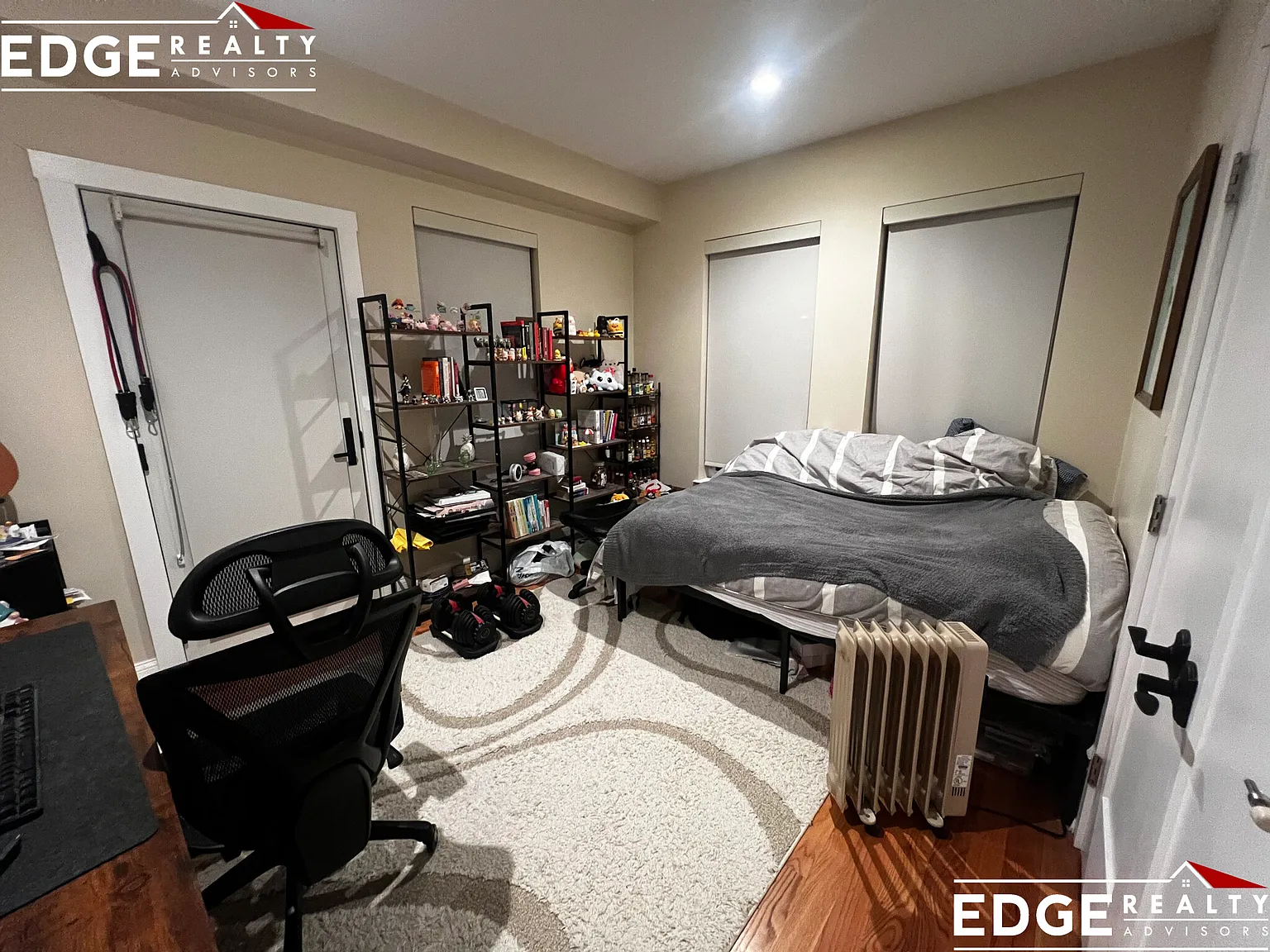 3 bed, 1000 sqft, $4,200 — Photo 3