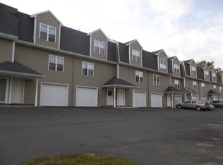 160 Stonefield Dr UNIT 22, Waterbury, CT 06705