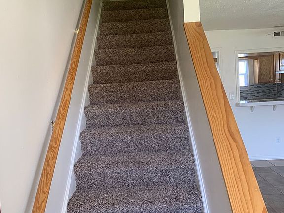 4th image of 940 Runyon Rd #830