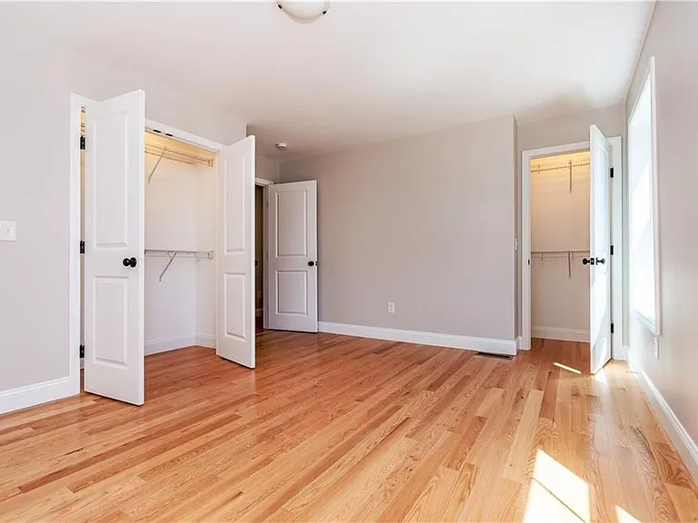 83 Cadora Ave — Photo 35