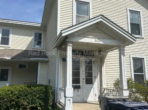 802 McKinley St, Janesville, WI 53548