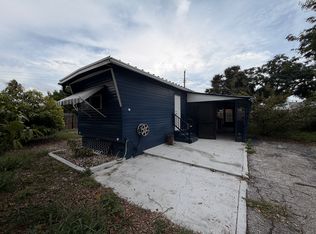 2050 Shady Cove Dr, Holiday, FL 34691