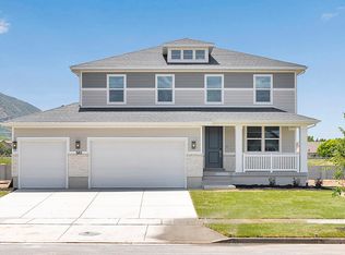 3182 E Canyon Meadows Dr, Spanish Fork, UT 84660