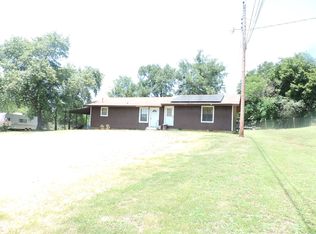 546 E 6th St, Waldron, AR 72958