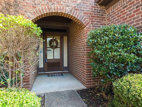 4th image of 4660 Sterling Glen Ln