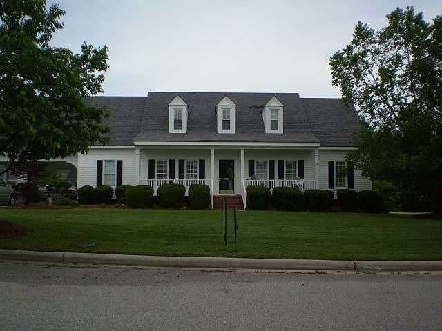 1st image of 4213 Coghill Dr N