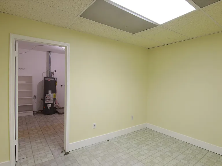 6601 Stroud Dr — Photo 18