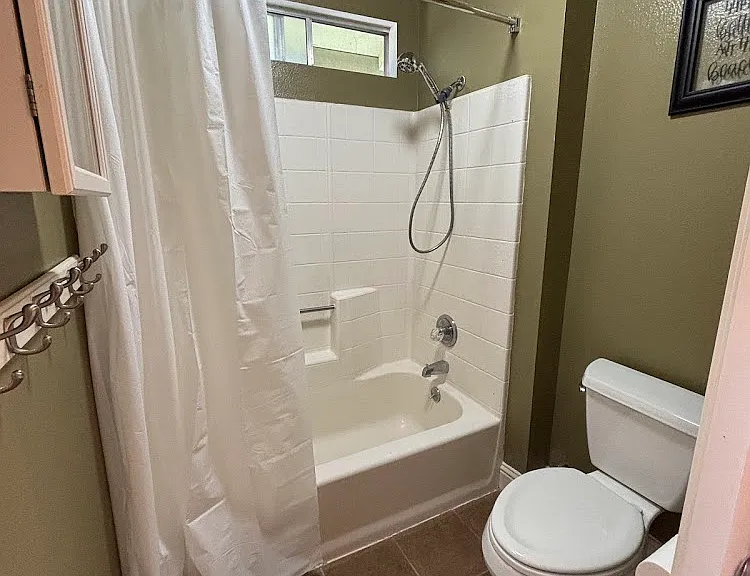 Main level full bathroom